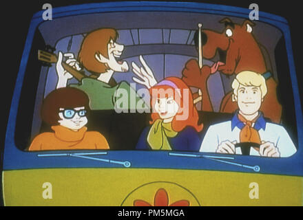 Studio Werbung noch aus dem cooby-Doo, wo sind Sie? "Velma, Scooby-Doo, Shaggy, Daphne, Fred ca. 2000 Datei Referenz # 30846938 THA nur für redaktionelle Verwendung - Alle Rechte vorbehalten Stockfoto