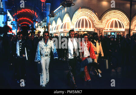 Film Still / Werbung immer noch von "Drei tausend Meilen von Graceland' David Arquette, Kurt Russell, Kevin Costner, Christian Slater, Bokeem Woodbine © 2001 Warner Brothers Photo Credit: Alan Markfield Datei Referenz # 30847058 THA nur für redaktionelle Verwendung - Alle Rechte vorbehalten Stockfoto