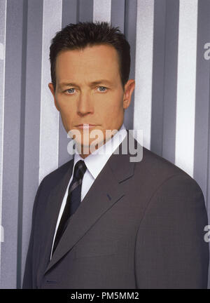 Film Still / Werbung immer noch von der "X-Files" Robert Patrick 2001 Fox Broadcasting Datei Referenz # 30847082 THA nur für redaktionelle Verwendung - Alle Rechte vorbehalten Stockfoto