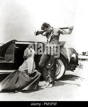 Elizabeth Taylor, James Dean, 'Giant' 1955 Warner Brothers Datei Referenz # 30928 916 THA Stockfoto