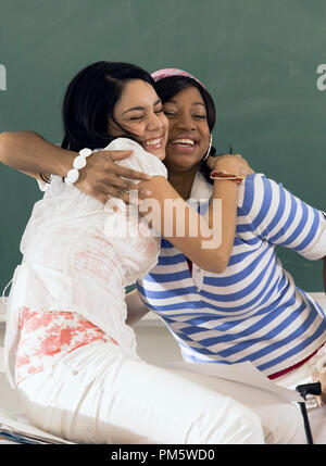 Studio Werbung immer noch von "High School Musical 2' Vanessa Anne Hudgens, Monique Coleman 2007 Photo Credit: Adam Larkey Datei Referenz # 307381020 THA nur für redaktionelle Verwendung - Alle Rechte vorbehalten Stockfoto