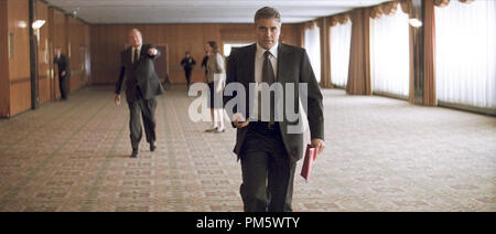 Studio Werbung noch von 'Michael Clayton' Sydney Pollack, George Clooney © 2007 Warner Datei Referenz # 307381143 THA nur für redaktionelle Verwendung - Alle Rechte vorbehalten Stockfoto