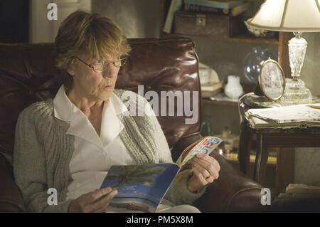 Film noch von 'Abend' Eileen Atkins © 2007 Focus Features Photo Credit: Gene Seite Datei Referenz # 30738125 THA nur für redaktionelle Verwendung - Alle Rechte vorbehalten Stockfoto