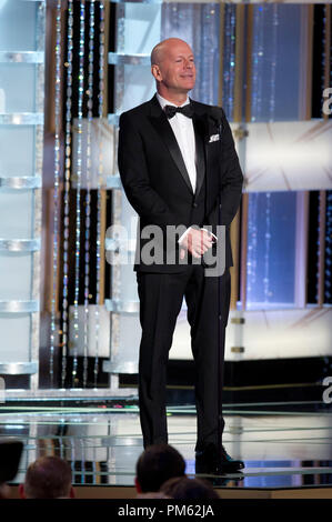 Bruce Willis präsentiert auf der 68. jährlichen Golden Globe Awards im Beverly Hilton in Beverly Hills, CA am Sonntag, 16. Januar 2011. Stockfoto