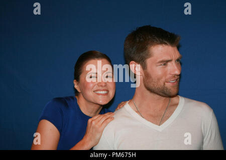 Lucy Lawless und Liam Mcintyre's Partacus: Vengeance' Portrait Session, 28. Juli 2011. Reproduktion von amerikanischen Boulevardzeitungen ist absolut verboten. Datei Referenz # 31036 016 GFS nur für redaktionelle Verwendung - Alle Rechte vorbehalten Stockfoto