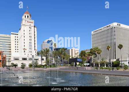 LONG BEACH, CALIF-Sept 10, 2018: The Breakers Hotel ist ein Wahrzeichen, 14-stöckiges Gebäude am East Ocean Boulevard in Downtown Long Beach derzeit durchmachen Stockfoto