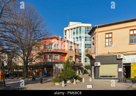 Chaskowo, Bulgarien - 15. MÄRZ 2014: Fußgängerzone im Zentrum der Stadt von Haskovo, Bulgarien Stockfoto