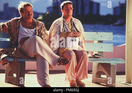 Szene aus "The Birdcage" mit Robin Williams und Nathan Lane © 1996 UA Photo Credit: Lorey Sebastian Datei Referenz # 31042183 THA nur für redaktionelle Verwendung - Alle Rechte vorbehalten Stockfoto