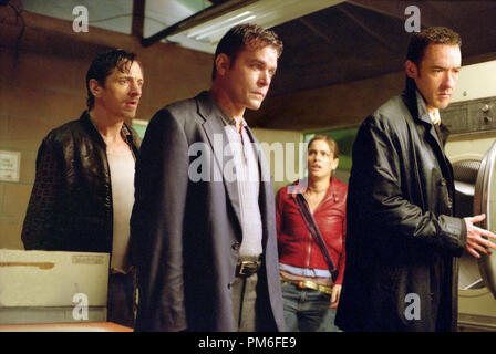 Film Still / Werbung noch von 'Identität' John Hawkes, Ray Liotta, Amanda Peet, John Cusack © 2003 Columbia Photo Credit: Suzanne Tenner Datei Referenz # 30753729 THA nur für redaktionelle Verwendung - Alle Rechte vorbehalten Stockfoto