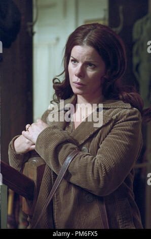 Studio Werbung noch von 'Mystic River' Marcia Gay Harden Foto von MERIE W. Wallace © 2003 Warner Datei Referenz # 30753986 THA nur für redaktionelle Verwendung - Alle Rechte vorbehalten Stockfoto