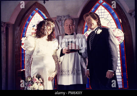 Film Still / Werbung noch von 'Malcolm in der Mitte' Episode: 'Flashback' Jane Kaczmarek, Bryan Cranston Mai 20, 2001 Datei Referenz # 30847672 THA nur für redaktionelle Verwendung - Alle Rechte vorbehalten Stockfoto