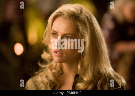 TERESA PALMER Sterne in der Relativitätstheorie Medien TAKE ME HOME TONIGHT. Stockfoto