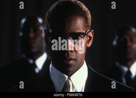 Film noch von 'Malcolm X'Denzel Washington © 1992 Warner Bros. Stockfoto