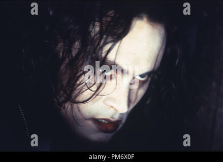 Szenenfoto aus "Die Krähe" Brandon Lee © 1994 Miramax Foto: Robert Zuckerman Datei Referenz # 31129095 THA nur für redaktionelle Verwendung - Alle Rechte vorbehalten Stockfoto