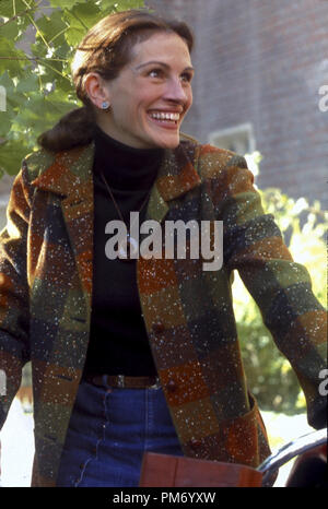 Film Still / Werbung immer noch von "Mona Lisa Smile" Julia Roberts © 2003 Columbia Photo Credit: Bob Marshak Datei Referenz # 30753144 THA nur für redaktionelle Verwendung - Alle Rechte vorbehalten Stockfoto