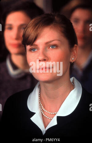 Film Still / Werbung immer noch von "Mona Lisa Smile" Kirsten Dunst © 2003 Columbia Photo Credit: Bob Marshak Datei Referenz # 30753149 THA nur für redaktionelle Verwendung - Alle Rechte vorbehalten Stockfoto