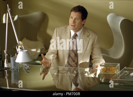 Film Still / Werbung noch von 'Nip/Tuck' Saison 1 Dylan Walsh 2003 Photo Credit: Robert Zuckerman Datei Referenz # 30753181 THA nur für redaktionelle Verwendung - Alle Rechte vorbehalten Stockfoto