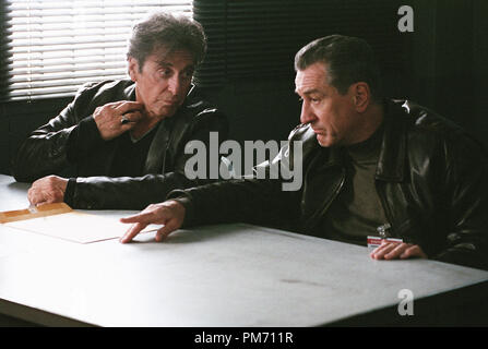 Szenenfoto aus "Righteous Kill" Al Pacino, Robert De Niro © 2008 Overture Filme Foto: Ken Regan Datei Referenz # 307551056 THA nur für redaktionelle Verwendung - Alle Rechte vorbehalten Stockfoto