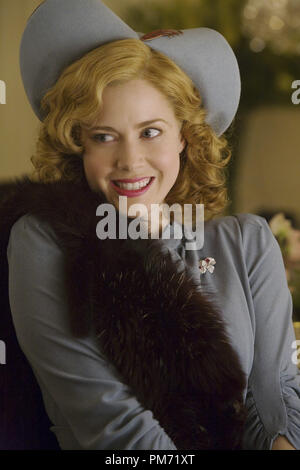 Szenenfoto aus "Miss Pettigrew lebt für einen Tag" Amy Adams © 2008 Focus Features Photo Credit: Kerry Brown Datei Referenz # 30755267 THA nur für redaktionelle Verwendung - Alle Rechte vorbehalten Stockfoto