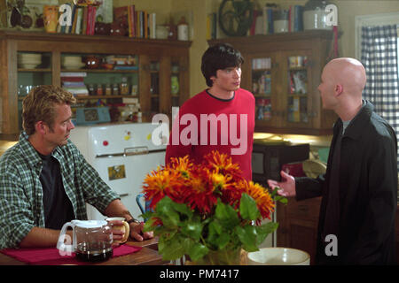 Film Still / Werbung immer noch von der mallville' (Episode: X-Ray) Johannes Schneider, Tom Welling, Michael Rosenbaum 2001 Photo Credit: David Gray Datei Referenz # 30847313 THA nur für redaktionelle Verwendung - Alle Rechte vorbehalten Stockfoto