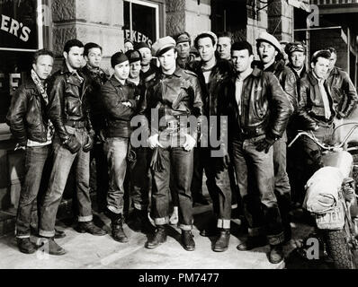 Marlon Brando, "Der Wilde" 1953 Columbia Datei Referenz # 30928 040 THA Stockfoto