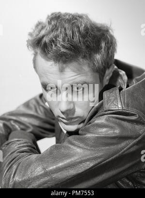 James Dean, circa 1955. Datei Referenz # 30928 345 THA Stockfoto