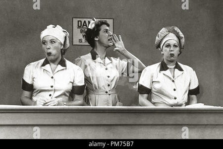 Vivian Vance, Lucille Ball, "I love Lucy" ca. 1956 Desilu Datei Referenz # 30928 465 THA Stockfoto