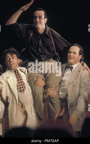 Film Still / Werbung immer noch von "Cradle Will Rock" Angus Macfayden, Hank Azaria, Cary Elwes, © 1999 Touchstone Foto: Demmie Todd Datei Referenz # 30973194 THA nur für redaktionelle Verwendung - Alle Rechte vorbehalten Stockfoto