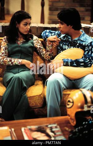 Studio Werbung noch von','70s Show" Mila Kunis, Wilmer Valderrama 1999 Datei Referenz # 30973891 THA nur für redaktionelle Verwendung - Alle Rechte vorbehalten Stockfoto