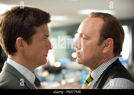 (L - r) Jason Bateman als Nick und Kevin Spacey als Dave gehorchen in der New Line Cinema Komödie "schreckliche Chefs", ein Warner Bros.-Bilder freigeben. Stockfoto