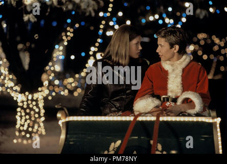 Szenenfoto aus "ich werde Weihnachten nach Hause 'Jessica Biel, Jonathan Taylor Thomas © 1998 Buena Vista Bilder Photo Credit: Alan Markfield Datei Referenz # 30996460 THA nur für redaktionelle Verwendung - Alle Rechte vorbehalten Stockfoto