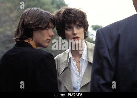 Film noch von 'Jungen' Lukas Haas, Winona Ryder © 1996 Buena Vista Bilder Photo Credit: Demmie Todd Datei Referenz # 31042679 THA nur für redaktionelle Verwendung - Alle Rechte vorbehalten Stockfoto