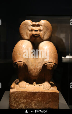 Das alte Ägypten. Abbildung von pavian hocken. Roter Quarzit. Amenhotep III. Dynastie 18. Neuen Reich. British Museum. Stockfoto