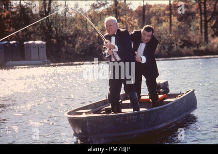 Szenenfoto aus "Grumpier Old Men" Jack Lemmon, Walter Matthau © 1995 Warner Brothers Photo Credit: Ron Phillips Datei Referenz # 31043338 THA nur für redaktionelle Verwendung - Alle Rechte vorbehalten Stockfoto