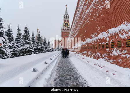 Moskau, Russland - Januar 31, 2018: Der Kremlmauer Nekropole im Winter Stockfoto