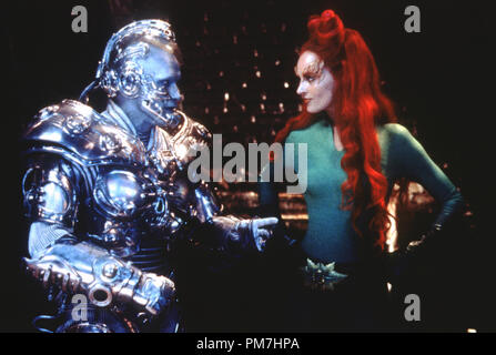 Film noch von 'Batman Forever' Arnold Schwarzenegger, Uma Thurman © 1997 Warner/DC Comics Foto: Christine Verlust Datei Referenz # 31013429 THA nur für redaktionelle Verwendung - Alle Rechte vorbehalten Stockfoto