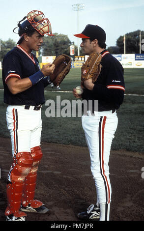 Film noch von 'Major League II', Tom Berenger, Charlie Sheen © 1994 Morgan Creek Photo Credit: Van Redin Datei Referenz # 31129274 THA nur für redaktionelle Verwendung - Alle Rechte vorbehalten Stockfoto