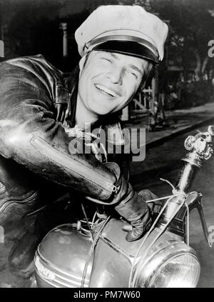 Marlon Brando, "Der Wilde" 1953 Columbia Datei Referenz # 31386 908 THA Stockfoto