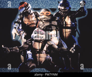 Film Still oder Werbung immer noch von "Teenage Mutant Ninja Turtles" Donatello, Michelangelo, Raffael, Leonardo © 1990 New Line Cinema Alle Rechte vorbehalten Datei Referenz # 31571047 THA für die redaktionelle Nutzung nur Stockfoto