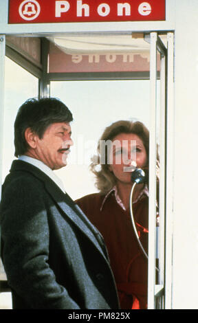 Studio Werbung Film noch von 'Telefon' Charles Bronson, Lee Remick 1977 MGM Datei Referenz # 31316 0004 THA Stockfoto