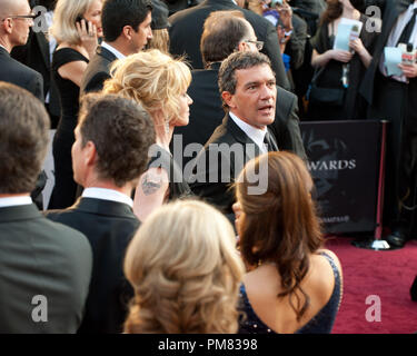 Melanie Griffith und Antonio Banderas kommen für die 84. jährlichen Academy Awards aus Hollywood, CA Februar 26, 2012. Stockfoto