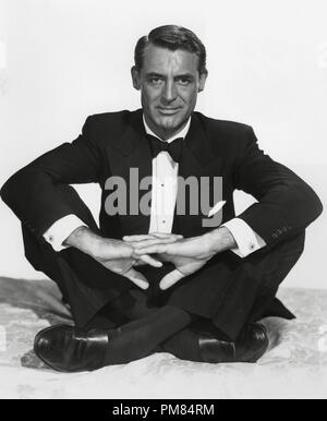 (Archivierung klassische Kino - Cary Grant Retrospektive) Cary Grant, ca. 1955 Kino Verlage Collection File Reference # 31475 092 THA Stockfoto