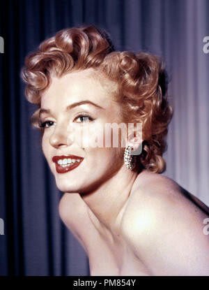 (Archival Classic Cinema - Marilyn Monroe Retrospektive) Marilyn Monroe circa 1952 File Reference # 31479 135THA Stockfoto