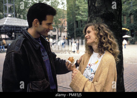 Film Still oder Werbung immer noch von der Ingles", Campbell Scott, Kyra Sedgwick © 1992 Warner Brothers Alle Rechte vorbehalten Datei Referenz # 31487 238 THA für die redaktionelle Nutzung nur Stockfoto