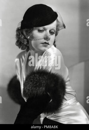 Studio Werbung noch: Jean Harlow, ca. 1936 Datei Referenz # 31780 562 Stockfoto