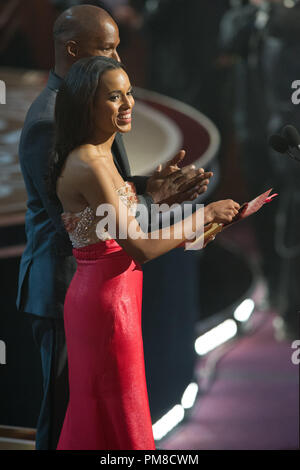 Kerry Washington und Jamie Foxx vorhanden während der Live ABC Telecast der Oscars® von der Dolby® Theater in Hollywood, CA, Sonntag, 24. Februar 2013. Stockfoto