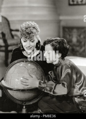 Greta Garbo und Freddie Bartholomew "Anna Karenina" 1935 MGM. Datei Referenz # 31202 243 THA Stockfoto
