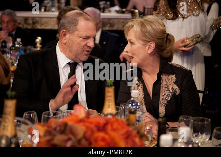 Harvey Weinstein und Meryl Streep auf der 69. jährlichen Golden Globe Awards im Beverly Hilton in Beverly Hills, CA am Sonntag, den 15. Januar 2012. Stockfoto