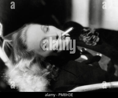 (Archivierung klassische Kino - Marlene Dietrich Retrospektive) Marlene Dietrich ca. 1934 Kino Verlage Collection File Reference # 31496 015 THA Stockfoto