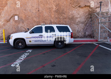 Hoover Dam Sicherheit Polizei Auto SUV, verhindert, dass Kriminalität und Terrorismus auf die touristische Attraktion Stockfoto